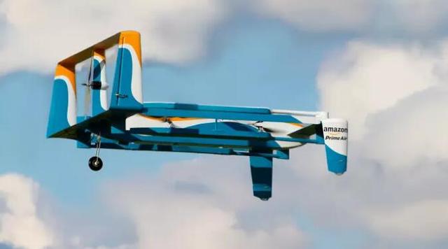 亚马逊完成首例商业投送 无人机快递业务正式起航